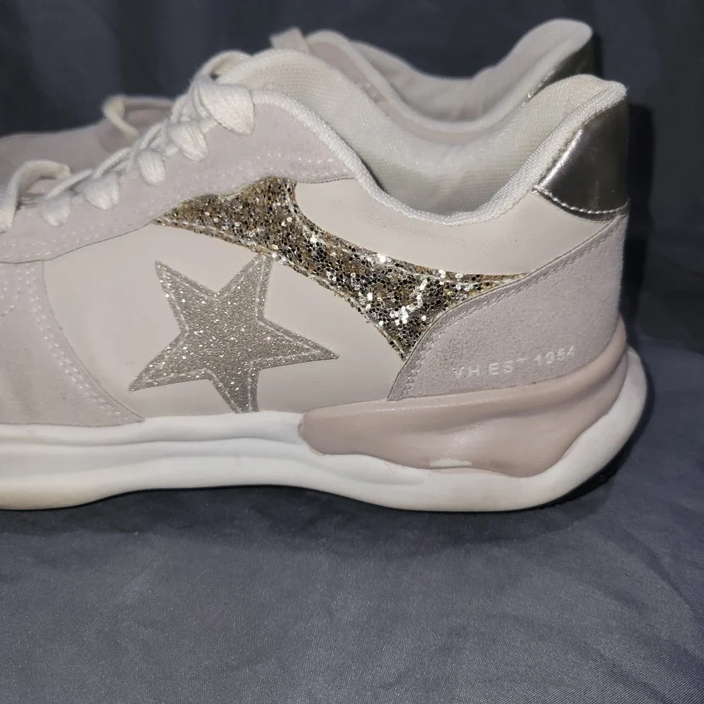 Vintage Havana Womens Nude Gold Glitter Star Tan Sneakers Shoes Casual Size 8.5